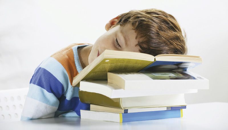 Niños con deberes