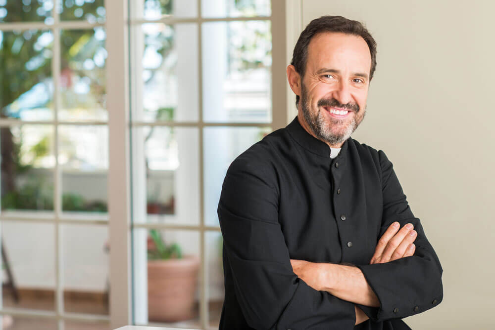 Sacerdote