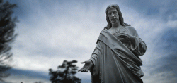 Estatua del Sagrado Corazón de Jesús