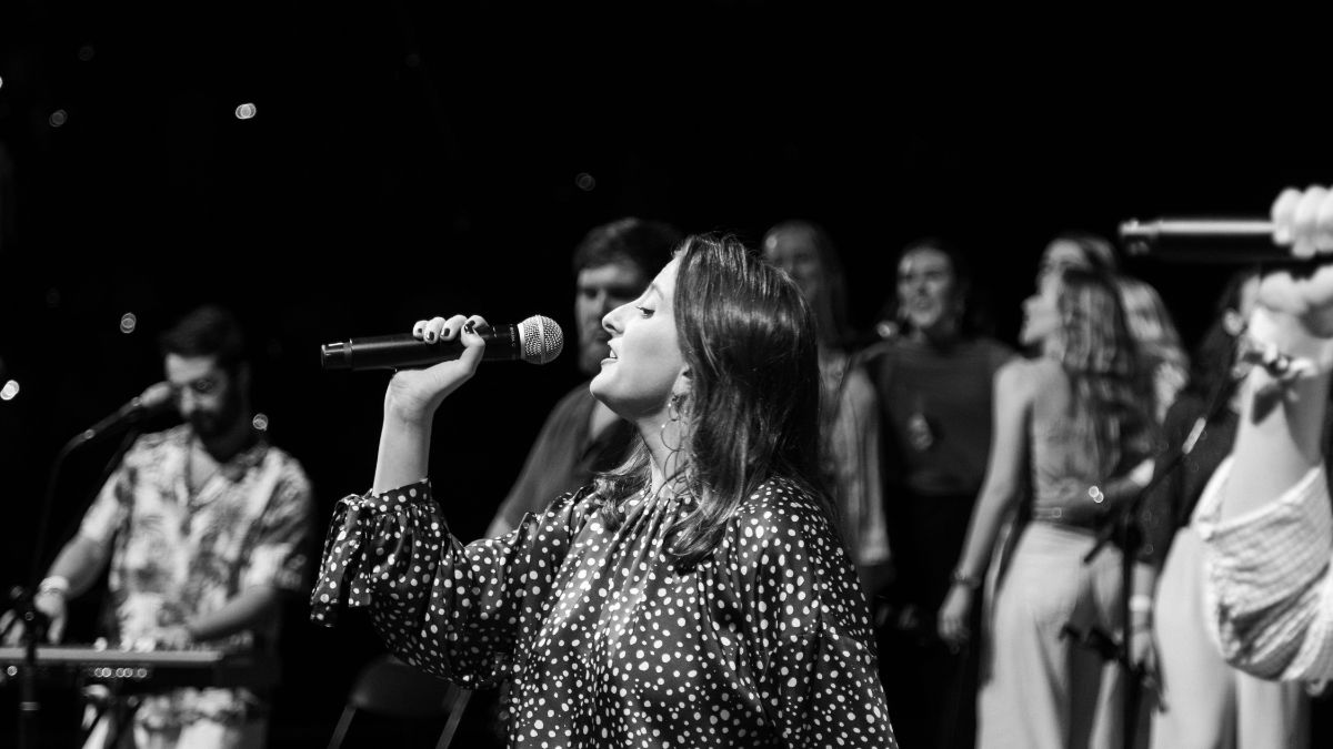 Hakuna Group Music