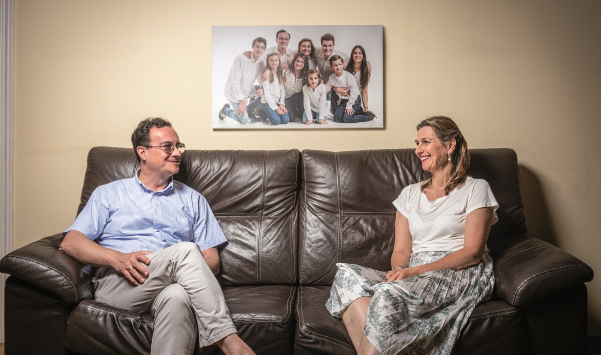 Nacho y Victoria, matrimonio con 7 hijos